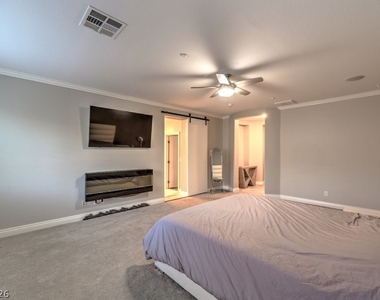 2849 Soaring Peak Avenue - Photo Thumbnail 26