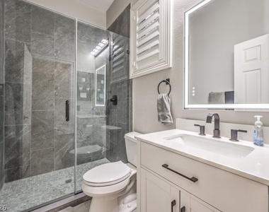 2849 Soaring Peak Avenue - Photo Thumbnail 21