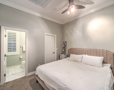 2849 Soaring Peak Avenue - Photo Thumbnail 38