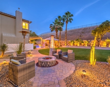 2849 Soaring Peak Avenue - Photo Thumbnail 51