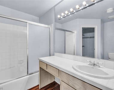 6250 Flamingo Road - Photo Thumbnail 16