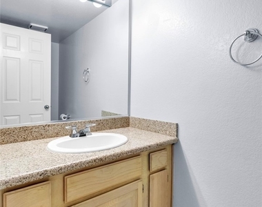 6250 Flamingo Road - Photo Thumbnail 31