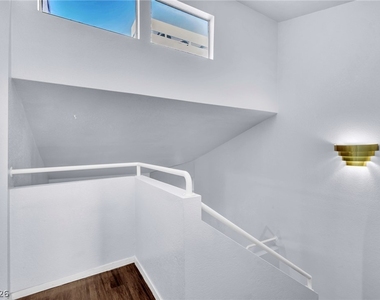 6250 Flamingo Road - Photo Thumbnail 18