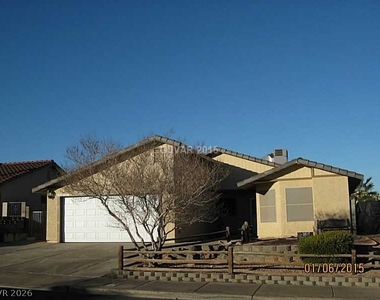 256 Bismark Way - Photo Thumbnail 1