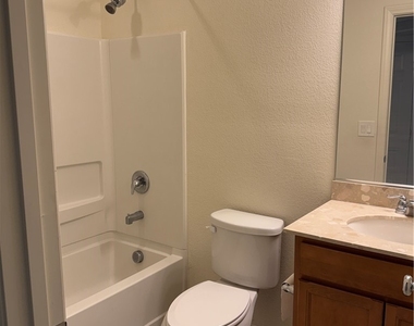 9379 Barcolobo Avenue - Photo Thumbnail 15