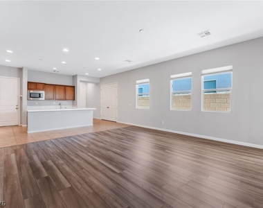 4748 N Calming Garden Street - Photo Thumbnail 7