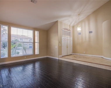 6637 Coronado Palms Avenue - Photo Thumbnail 3