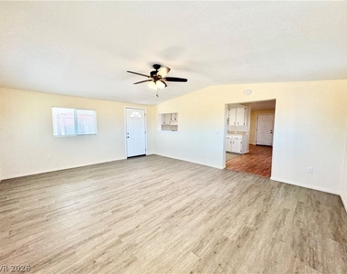770 Banjo Street - Photo Thumbnail 4