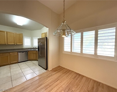 7450 S Eastern Avenue - Photo Thumbnail 6