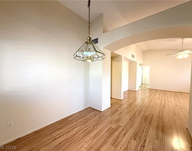 7450 S Eastern Avenue - Photo Thumbnail 4