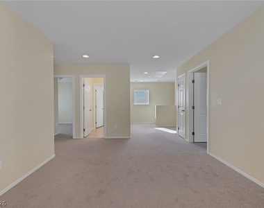 7588 Shiny Bangle Court - Photo Thumbnail 20