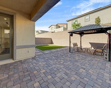 299 Mount Tyndall Street - Photo Thumbnail 33