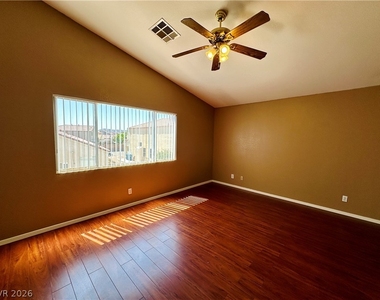 143 Willow Dove Avenue - Photo Thumbnail 12