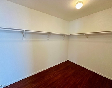 143 Willow Dove Avenue - Photo Thumbnail 17
