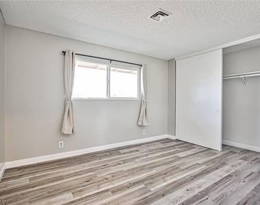 1320 Robin Street - Photo Thumbnail 21