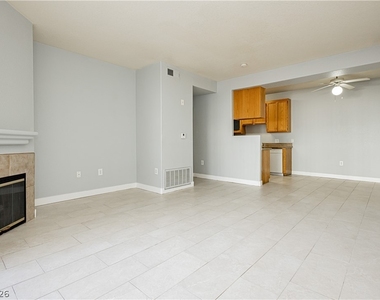 3318 N Decatur Boulevard - Photo Thumbnail 25