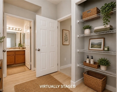 3318 N Decatur Boulevard - Photo Thumbnail 12