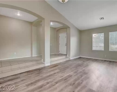 2294 Tedesca Drive - Photo Thumbnail 5