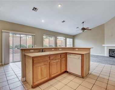 2294 Tedesca Drive - Photo Thumbnail 4