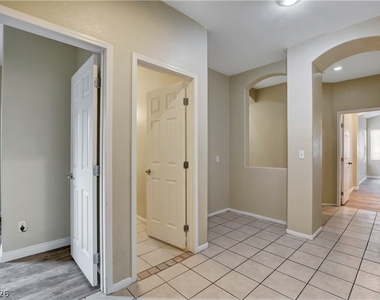 2294 Tedesca Drive - Photo Thumbnail 16