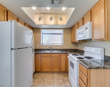 7300 Pirates Cove Road - Photo Thumbnail 26