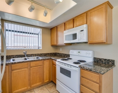 7300 Pirates Cove Road - Photo Thumbnail 27