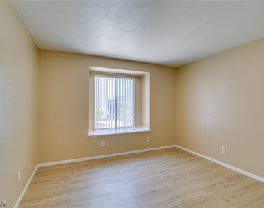 7300 Pirates Cove Road - Photo Thumbnail 30