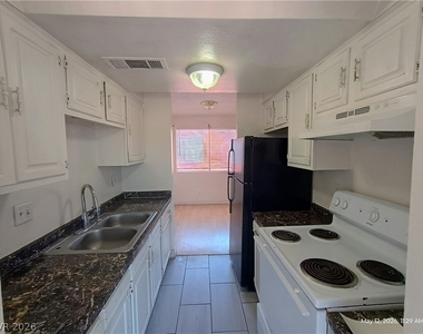 3655 Kolendo Court - Photo Thumbnail 6