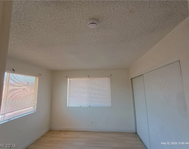 3655 Kolendo Court - Photo Thumbnail 9