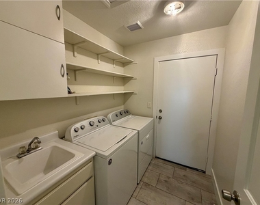 124 Lemongold Street - Photo Thumbnail 15