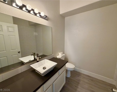 124 Lemongold Street - Photo Thumbnail 12