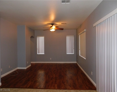 7985 Saba Rock Court - Photo Thumbnail 7
