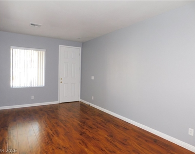 7985 Saba Rock Court - Photo Thumbnail 3