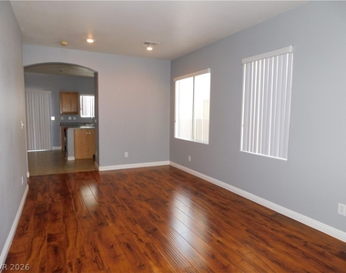 7985 Saba Rock Court - Photo Thumbnail 5
