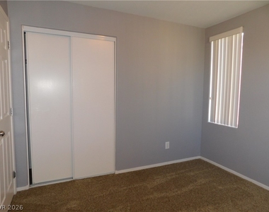 7985 Saba Rock Court - Photo Thumbnail 35