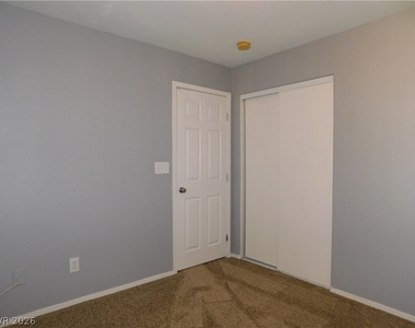 7985 Saba Rock Court - Photo Thumbnail 36