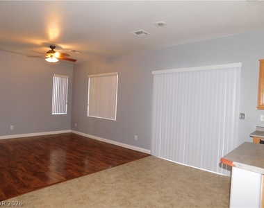 7985 Saba Rock Court - Photo Thumbnail 6
