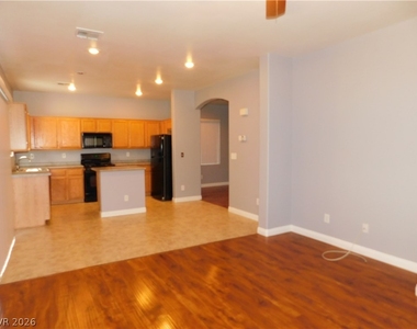 7985 Saba Rock Court - Photo Thumbnail 9