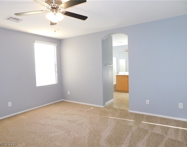 7985 Saba Rock Court - Photo Thumbnail 24