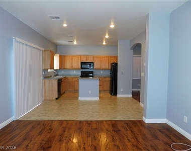 7985 Saba Rock Court - Photo Thumbnail 10