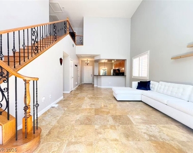 538 Los Hermanos Street - Photo Thumbnail 8