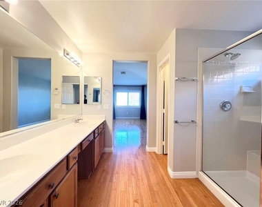 538 Los Hermanos Street - Photo Thumbnail 21