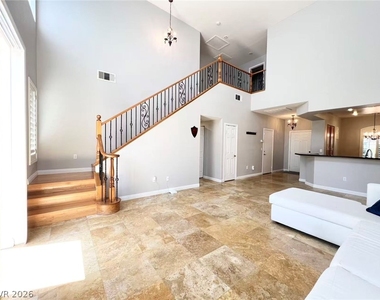 538 Los Hermanos Street - Photo Thumbnail 2