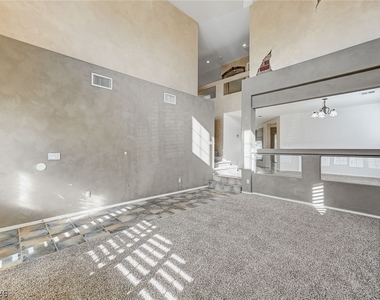 10130 Walhalla Plateau Court - Photo Thumbnail 3