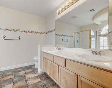 10130 Walhalla Plateau Court - Photo Thumbnail 34