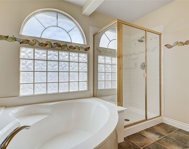 10130 Walhalla Plateau Court - Photo Thumbnail 36