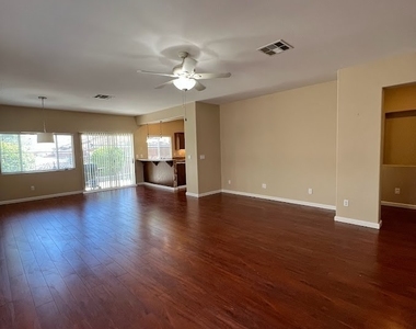 10628 Whitebrush Avenue - Photo Thumbnail 1