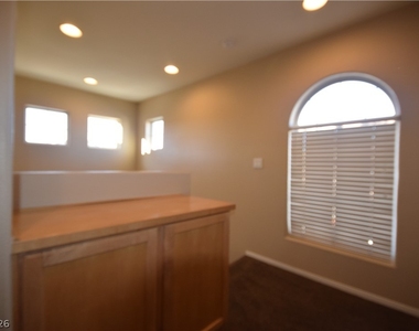 4036 Joyous Street - Photo Thumbnail 10