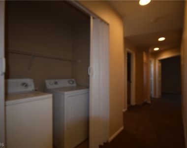 4036 Joyous Street - Photo Thumbnail 11