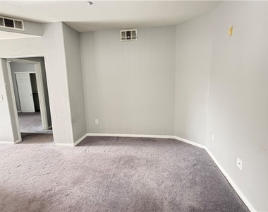 830 Carnegie Street - Photo Thumbnail 11